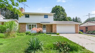 560 Archwood Dr, Ann Arbor, MI 48103