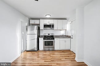 3334 10th Place SE, Washington, DC 20032