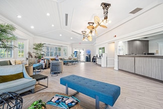 2520 Stirling Rd, Hollywood, FL 33020
