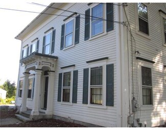 740 Commonwealth Ave, Warwick, RI 02886