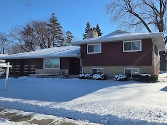 1211 W Kimberly Ave, Kimberly, WI 54136