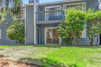 16817 Larch Way Unit E107, Lynnwood, WA 98037