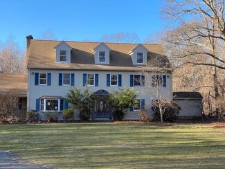 635 Iron Mine Hill Rd, North Smithfield, RI 02896