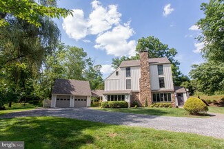 5975 Pidcock Creek Rd, New Hope, PA 18938