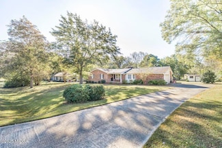 559 Stone Edge Rd, Macon, GA 31210