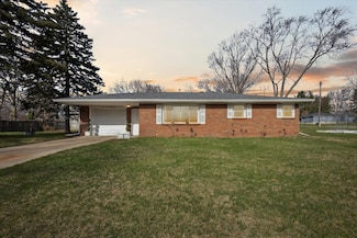 1585 Marlin Ave NW, Grand Rapids, MI 49534
