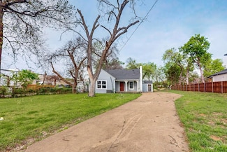 621 Phinney Ave, Dallas, TX 75211