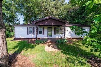 2423 Westminster Hwy, Walhalla, SC 29691
