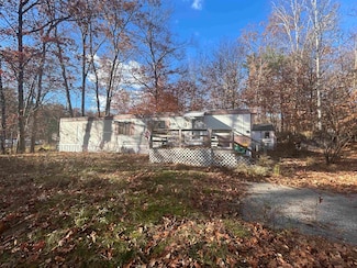 31 Buffy St, Rochester, NH 03867