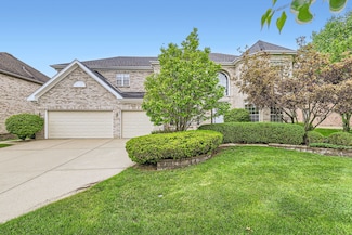 830 W Lukas Ave, Palatine, IL 60067