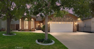 231 Sunny Meadow Dr, Bakersfield, CA 93308