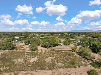 6 Ross Ln, Los Lunas, NM 87031