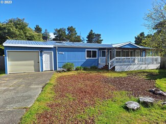 1716 Coosah Ct, Florence, OR 97439