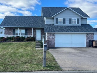 1387 Eastview Ridge Dr, Cape Girardeau, MO 63701