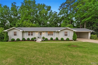 3604 Blackberry Ln, Northport, AL 35473