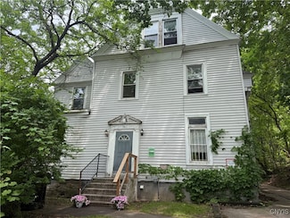101 Comstock Ave, Syracuse, NY 13210