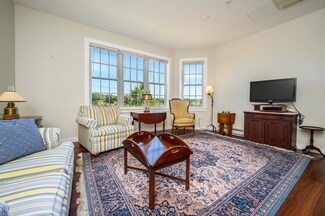100 Alden St Unit 233, Provincetown, MA 02657