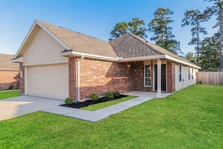 304 Blue Crane St, Huntsville, TX 77320