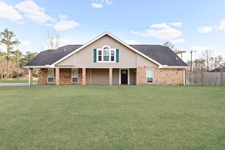 327 Morris Rd W, Sour Lake, TX 77659