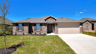 1453 Bennett Dr, Burleson, TX 76028
