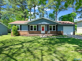 608 Glasgow Rd NW, Huntsville, AL 35811