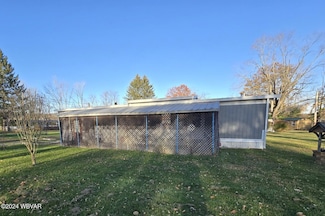 756 4th St, Lock Haven, PA 17745