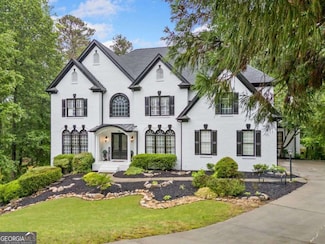 882 Hallbrook Ln, Alpharetta, GA 30004