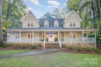 6100 Bittersweet Ln, Charlotte, NC 28270