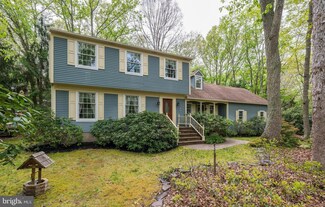 12 Strafford Circle Rd, Medford, NJ 08055