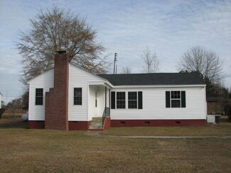 513 Pine Hill Rd, Saint Matthews, SC 29135