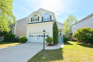 813 Harbor Place Dr, Charleston, SC 29412