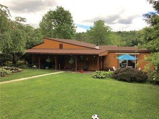105 Plank Rd, Acme, PA 15610