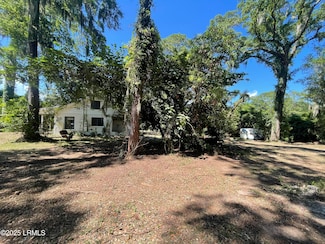 2509 Acorn Hill Ave, Beaufort, SC 29902
