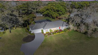 2142 Paddock Cir, Dunedin, FL 34698