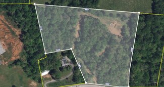 39 Old Highway 149, Cumberland City, TN 37050