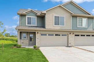 1002 Highland Trail, Solon, IA 52333