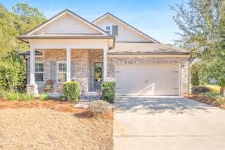 160 Autumn Ave, Freeport, FL 32439
