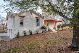 2281 Western Hills Dr E, Gadsden, AL 35907