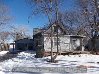 419 Arapahoe Ave, Grand Island, NE 68803
