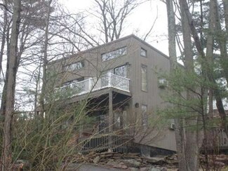 9 King Philip Rd, Gloucester, MA 01930