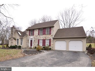 476 S Sweet Gum Ln, Lafayette Hill, PA 19444