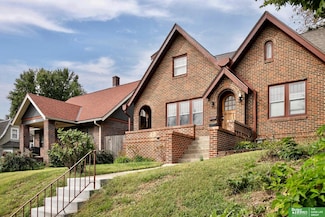 1112 S 60th St, Omaha, NE 68106