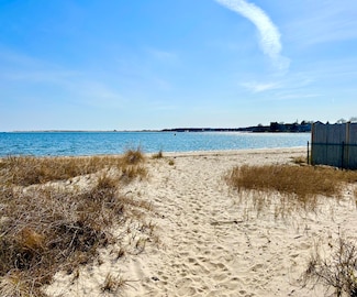 18 Russo Rd, West Yarmouth, MA 02673