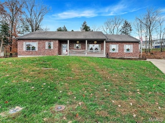 6 Broken Arrow Ct, Byrnes Mill, MO 63025