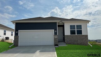 11913 S 116th St, Papillion, NE 68046