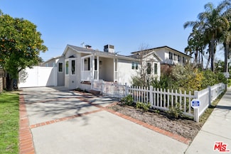 10531 Woodbridge St, Toluca Lake, CA 91602