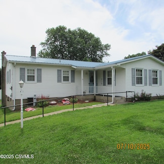 1014 Old Danville Hwy, Northumberland, PA 17857