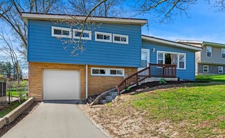 8611 Ramble Rd, Wonder Lake, IL 60097