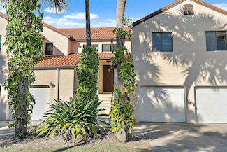 13 Via de Casas Sur Unit 202, Boynton Beach, FL 33426