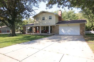 217 S 7th St, Colwich, KS 67030